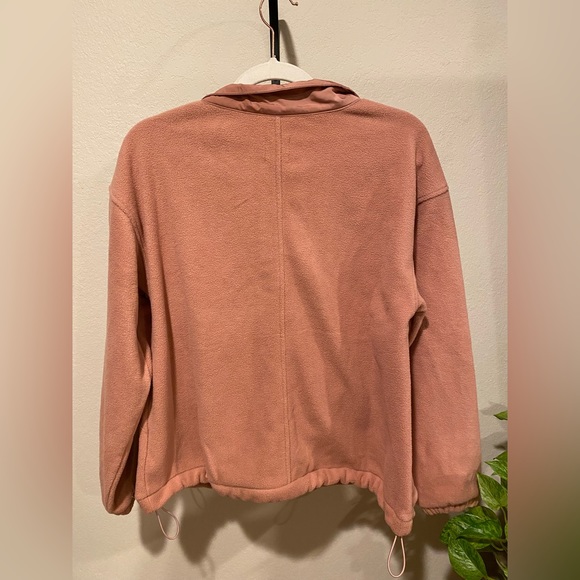 NWT Amazon Essential Women’s Relaxed Fit Microfleece High Neck Rose Pullover - Picture 3 of 9